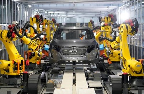 保有量超500萬(wàn)輛 重慶汽車(chē)產(chǎn)業(yè)轉(zhuǎn)型高端制造供銷(xiāo)兩旺